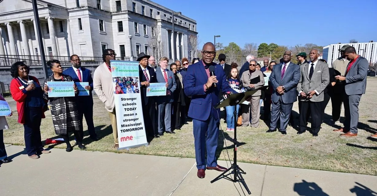 Image of  Senator Derrick Simmons (D-Greenville) at a Raise Mississippi Event